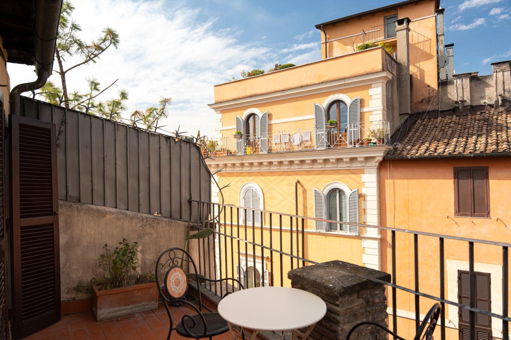 Terrace 34 * Rome